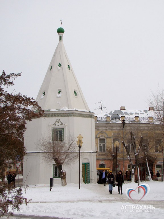 Башня ограды Спасо-Преображенского монастыря (17-18 вв.)