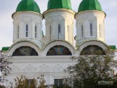 Часть фасада собора)