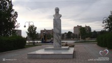 Памятник Варвацию